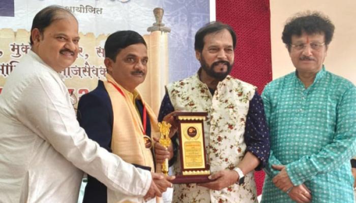 राज्यस्तरीय कलम रत्न पुरस्काराने प्रसिद्ध वक्ते, लेखक, कवी यशेंद्र क्षीरसागर सन्मानित
