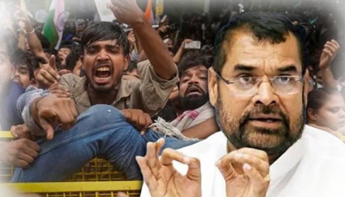 'आतंकवादी' शब्दावरून वक्तव्य अन् नंतर स्पष्टीकरण; आंदोलन करणाऱ्यांना दहशतवादी म्हटलं नाही - सदाभाऊ खोत
