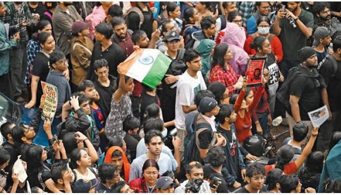 दिल्लीतील आंदोलनाचे मुंबईत पडसाद; विद्यार्थी आंदोलनाच्या समर्थनार्थ मुंबईत विद्यार्थ्यांचे आंदोलन बुधवारीही सुरूच