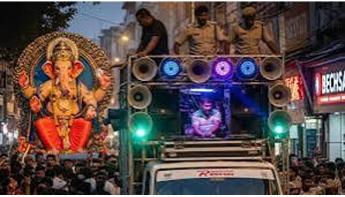साताऱ्यात गणेश आगमन सोहळ्यात &lsquo;डीजे&rsquo;ला बंदी, पोलिस प्रशासनाचा निर्णय, आगमन सोहळ्याच्या मिरवणुकांसाठी पाच दिवसांची मुभा