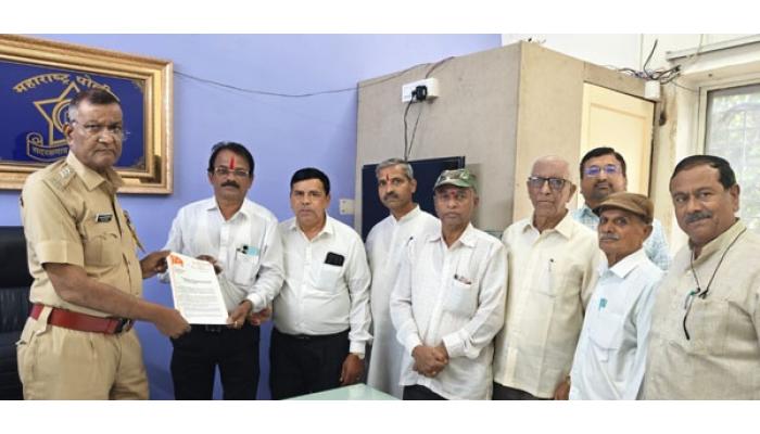 खासदार पप्पू यादव यांच्या कृत्याविरोधात हिंदू महासभा आक्रमक; साताऱ्यात पोलीस प्रशासनाला निवेदन, तीव्र आंदोलनाचा इशारा