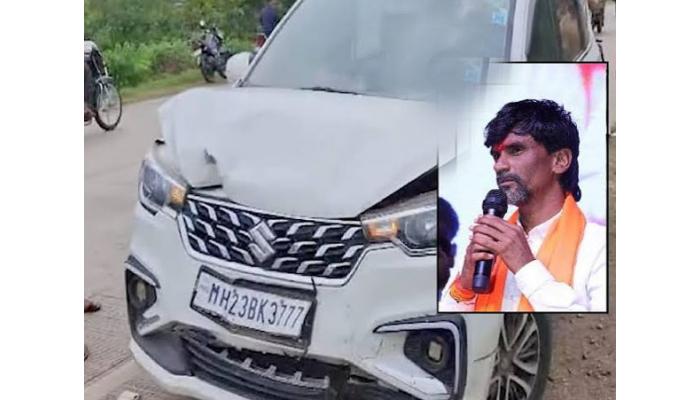 मराठा योद्धा मनोज जरांगे-पाटील यांच्या ताफ्यातील कारला आंबेगावजवळ अपघात, बीडचा कार्यकर्ता जखमी