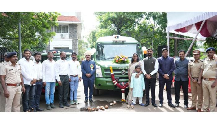 सातारा वनविभागाला मिळाली रुग्णवाहिका व रेस्क्यू वाहन; स्वातंत्र्यदिनी पालकमंत्री शंभूराज देसाई यांच्या हस्ते वाहनांचे लोकार्पण