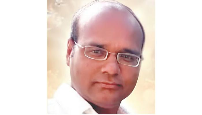 महाबळेश्वर तालुक्यातील मेटगुताड येथील माऊंटन ब्रीज हॉटेलमध्ये पाय घसरून पडल्याने कर्मचाऱ्याचा मृत्यू