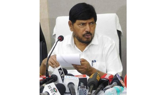 आरक्षण रद्द करण्याची मागणी करणारे राष्ट्रद्रोही; कठोर कारवाई करण्याची केंद्रीय राज्यमंत्री रामदास आठवले यांची मागणी