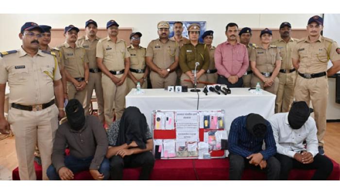 म्युल अकाऊंट चालवून फसवणूक करणारी टोळी जेरबंद; 2 लाख 34 हजारांचा मुद्देमाल जप्त; सायबर गुन्हे शाखेची कामगिरी