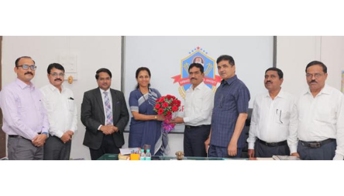 कर्मवीर भाऊराव पाटील विद्यापीठाच्या नूतन कुलाधिकारीपदी खासदार सुप्रिया सुळे; शनिवारी पदभार स्वीकारला