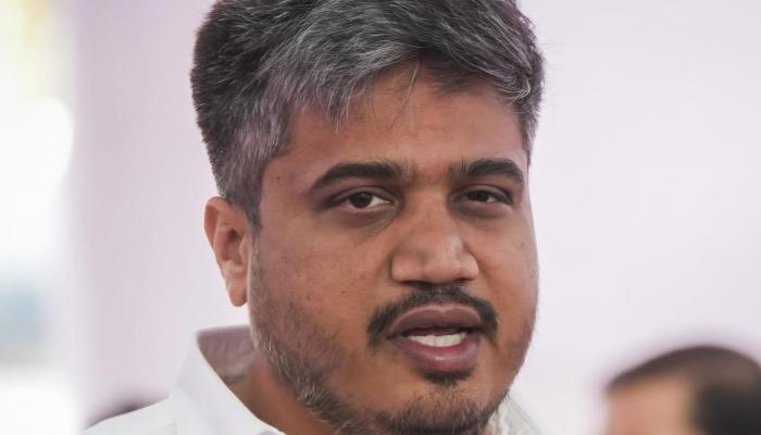 जिल्हा बँक ठरावांसाठी सत्तेचा गैरवापर; आमदार रोहित पवारांचा भाजपवर घणाघात