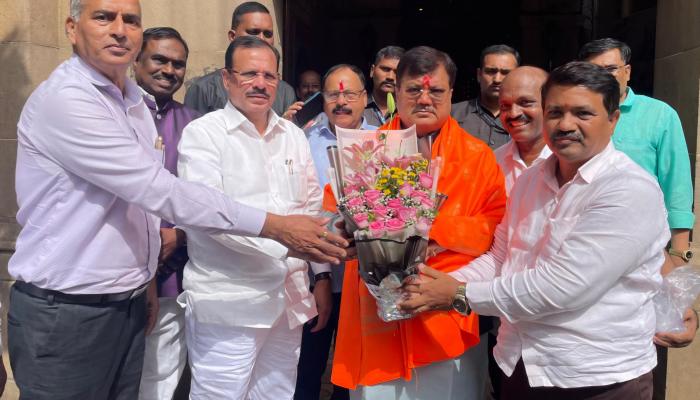 मुंबई सहकारी बोर्डाच्या संचालकपदी सहकार तज्ज्ञ अंकुश जाधव यांची बिनविरोध निवड; कोरेगावच्या शिरपेचात मानाचा तुरा
