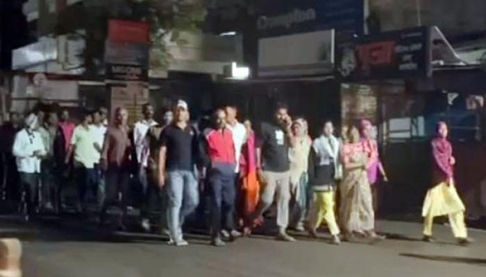 सदरबझारच्या लक्ष्मी टेकडीवर नक्की कोणाची दहशत? भयभीत नागरिकांचा शहर पोलीस ठाण्यावर मोर्चा; परिसरातील सुरक्षेचा प्रश्&zwj;न ऐरणीवर