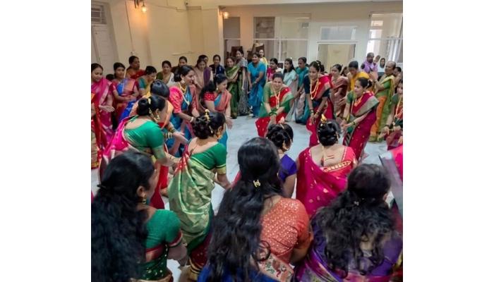 संस्कृती परंपरा टिकाव्यात यासाठी विश्वरूपिणी ग्रुपने शेकडो महिलांना दिले मंगळागौरीच्या खेळाचे मोफत प्रशिक्षण