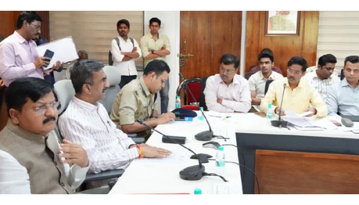 माण, खटाव, फलटण व कोरेगाव तालुक्यांत पाणी टंचाई भासणार नाही असे नियोजन करा - पालकमंत्री शंभूराज देसाई