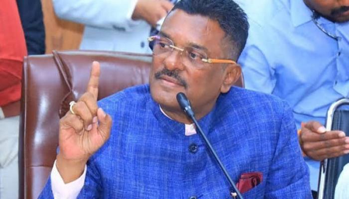 आता &lsquo;नशामुक्त एसटी महामंडळ&rsquo; अभियान राबवले जाणार - प्रताप सरनाईक यांची माहिती, अभियानासंदर्भात विशेष बैठकीत निर्णय