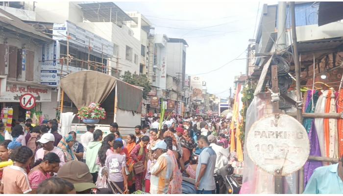 गौरी-गणपतीच्या खरेदीला साताऱ्यात वेग