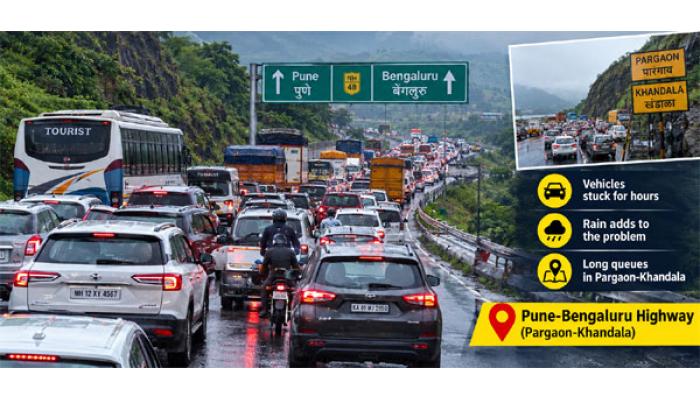 सलग सुट्ट्यांमुळे पुणे-बंगळूर महामार्गावर वाहतूक कोंडीचा अक्षरशः कहर; पारगाव-खंडाळा परिसरात वाहनांच्या लांबच लांब रांगा