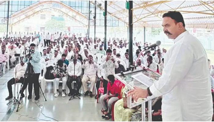प्रशासनाने काम असे करावे की, नागरिकांना जनता दरबारात तक्रार करण्याची वेळच येऊ नये - रणजितसिंह निंबाळकर, फलटण येथे जनता दरबाराला नागरिकांचा प्रतिसाद