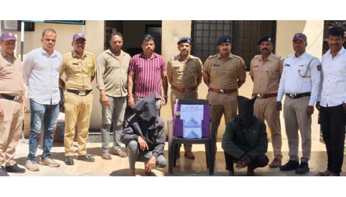 वाईत अवैधरित्या अग्नीशस्त्र बाळगल्याप्रकरणी दोघांना अटक; दोन पिस्टलसह पाच जिवंत काडतुसे जप्त; वाई डीबी पथकाची कारवाई