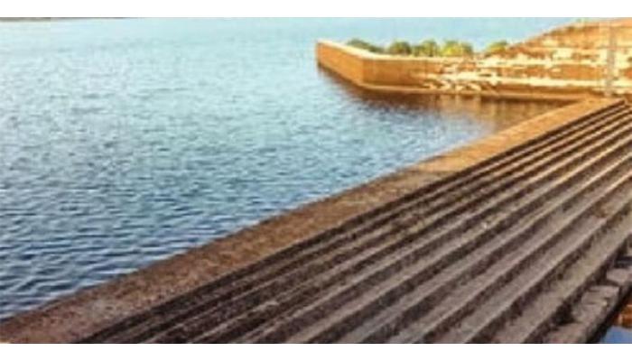 सलग वाहणारा कास धरणाचा सांडवा यंदा दीड महिना अगोदरच थांबला; भविष्यात पाणीटंचाईची समस्या उद्भवण्याची शक्यता