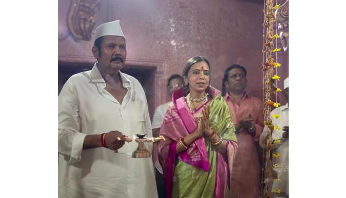 खा. उदयनराजे भोसले यांनी सपत्नीक घेतले प्रतापगडावरील भवानी मातेचे दर्शन; बळीराजाच्या समृद्धीसाठी घातले साकडे