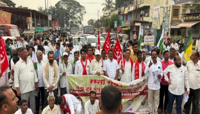 साडेपाच हजारांच्या दरासाठी शेतकरी संघटना आक्रमक; कराड-पाटण मार्ग रोखला, दर दिला नाही तर आंदोलन आणखी तीव्र करणार