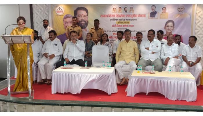 डॉ. स्मिता जाधवांच्या विजयाची जबाबदारी शिवसेनेची - शंभूराज देसाई, मुख्यमंत्री फडणवीसांच्या शब्दावर महायुतीच्या प्रचारात सक्रिय; जिल्हा बँकेच्या जागावाटपावर आज निर्णयाची शक्यता