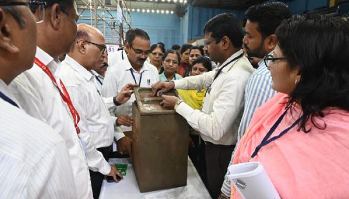 पुणे विभाग पदवीधर व पुणे विभाग शिक्षक मतदार संघांच्या मतमोजणीसाठी यंत्रणा सज्ज - विभागीय आयुक्त शीतल तेली-उगले
